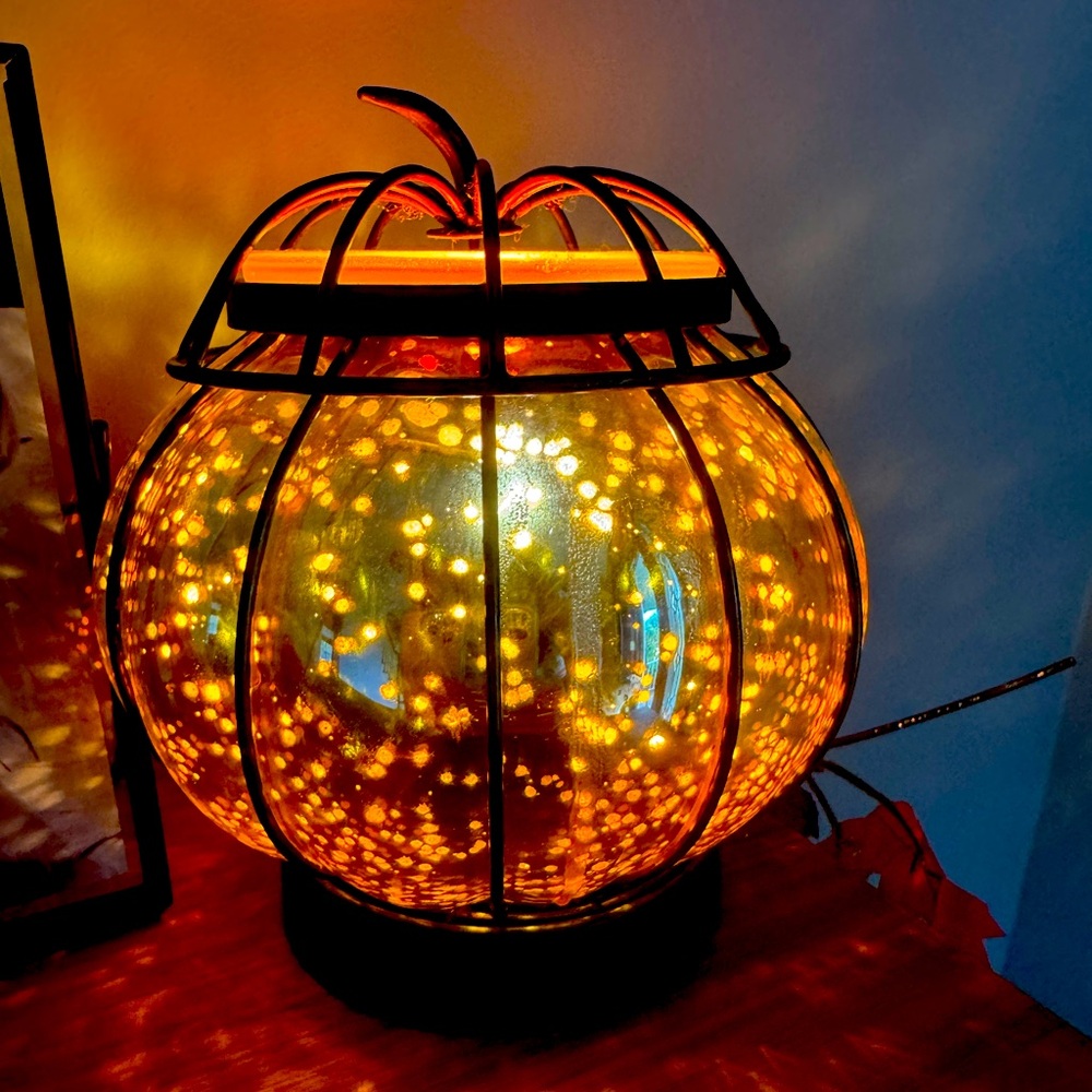 Scentsy Pumpkin Warmer